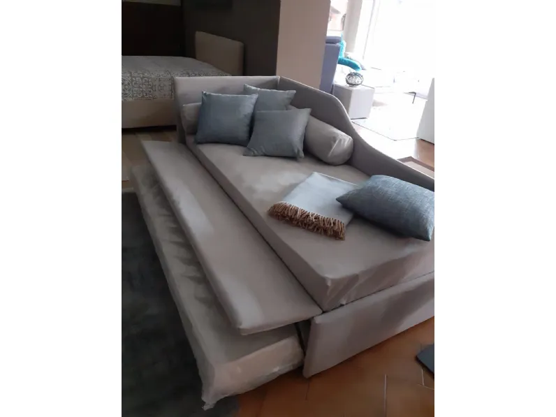 Letto singolo con giroletto Line Bolzan a prezzo ribassato
