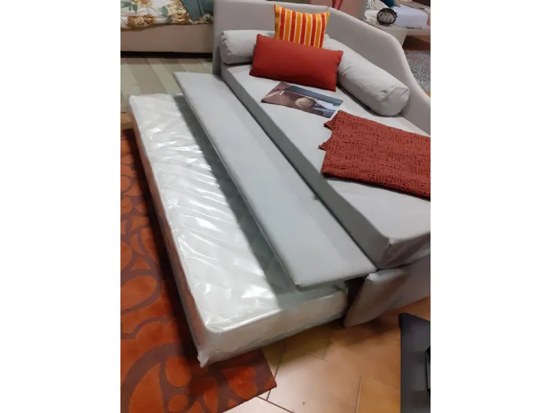 Letto singolo con giroletto Line Bolzan a prezzo ribassato