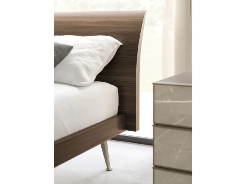 Letto in legno modello Loge di Orme scontato 30%
