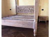 Letto in legno modello Oriente di Outlet etnico scontato 25%