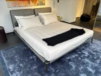 Letto matrimoniale con piedini Park 1  Poliform a prezzo ribassato