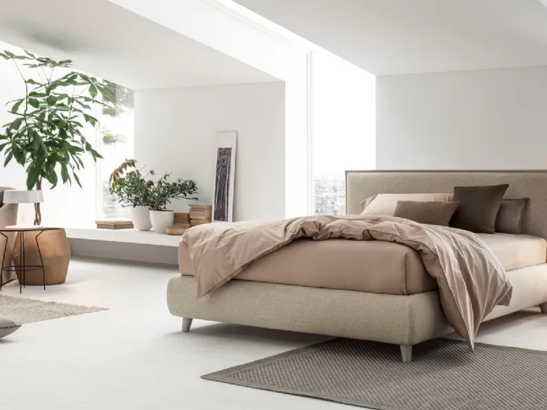 Letto imbottito modello Pascal di V&nice scontato 30%