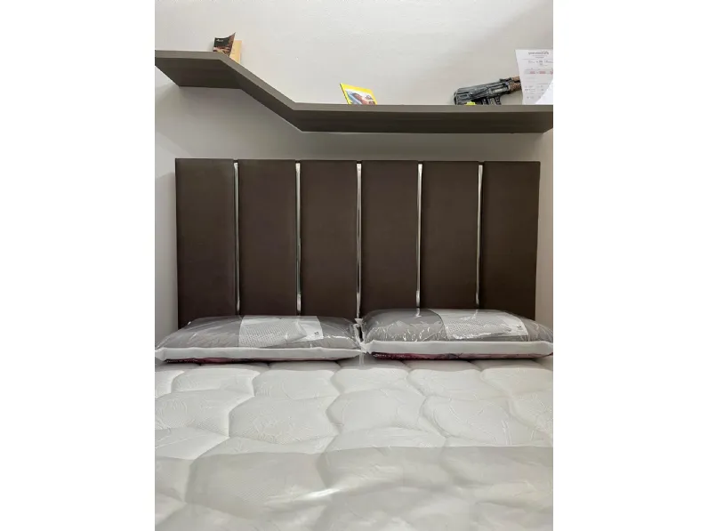 Letto moderno Penny silver Collezione esclusiva con uno sconto del 40%