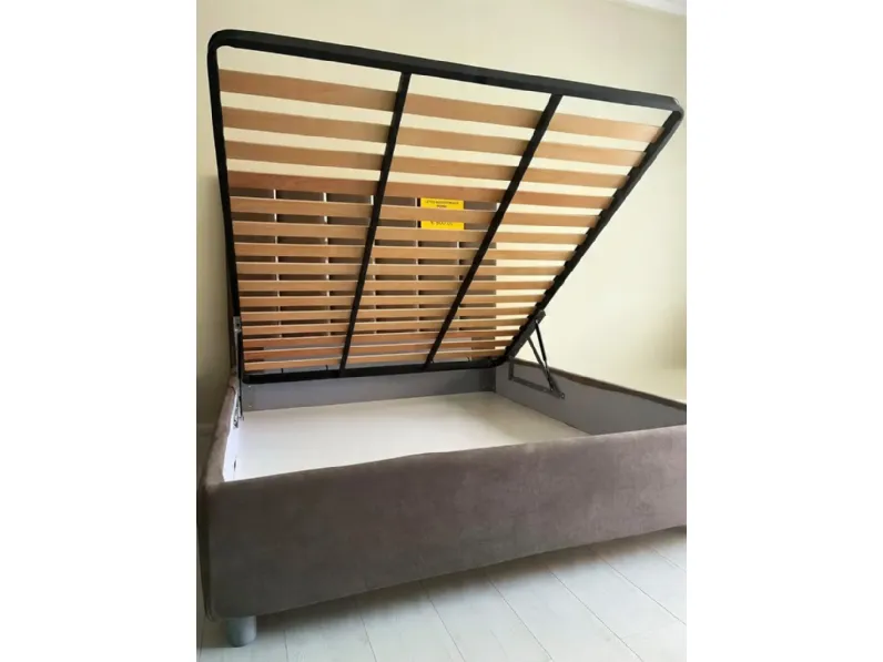 Letto moderno Penny silver Collezione esclusiva con uno sconto del 40%
