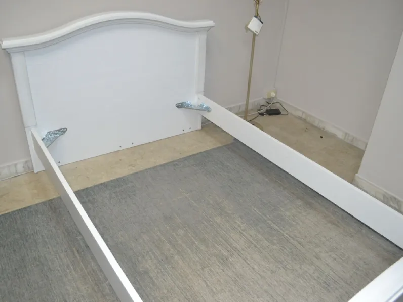 Letto classico con pediera Licia Arcadia by colombini a prezzo ribassato