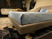 Letto matrimoniale con giroletto Prestige a prezzo riservato 