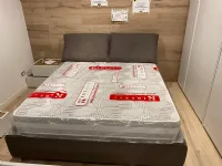 Letto matrimoniale con contenitore River V&nice a prezzo ribassato