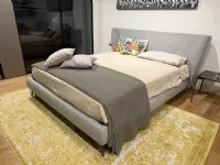 Letto imbottito modello Royal di Ditre italia scontato 50%