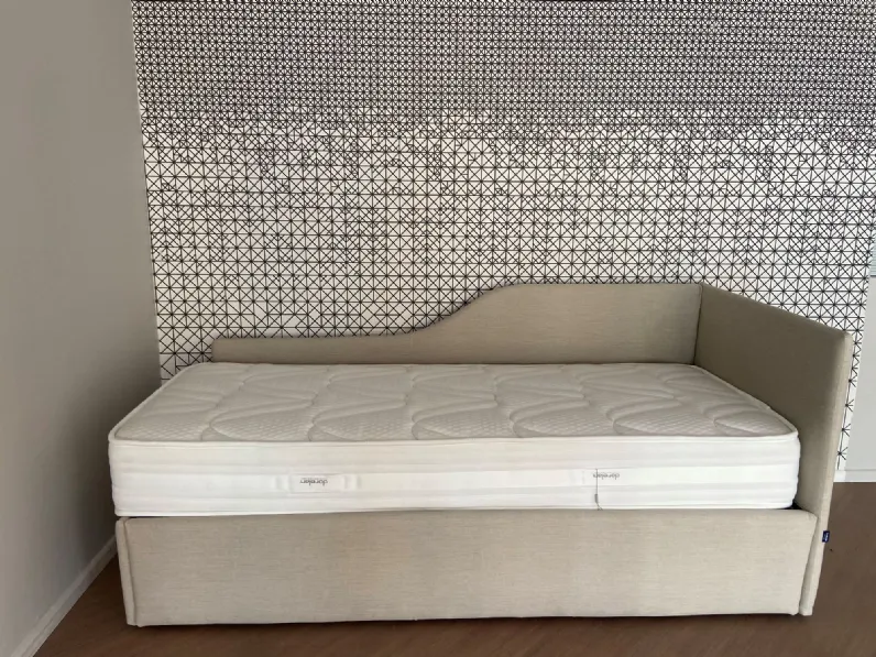 Letto design Line Bolzan con un ribasso del 34%