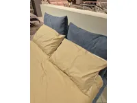 Letto imbottito modello Tecum quadro di Novaluna scontato 50%