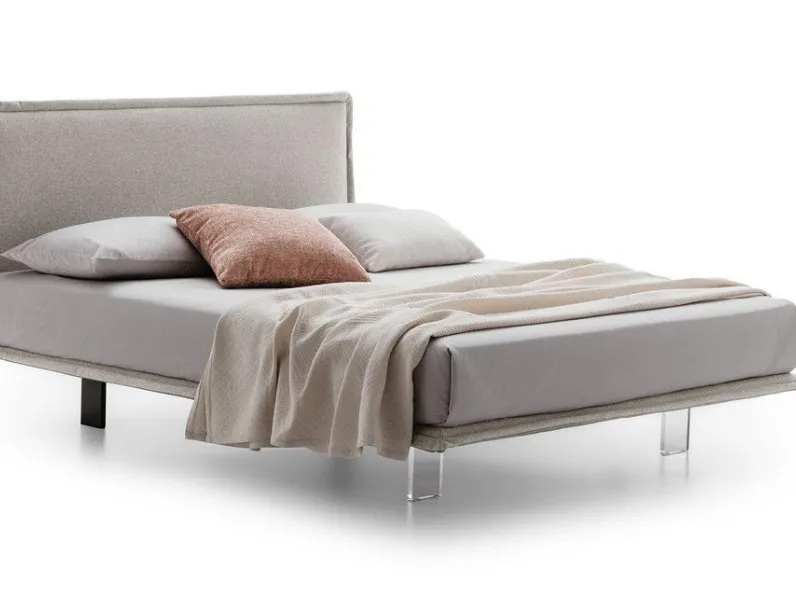 Letto imbottito modello Vasco di Le comfort scontato 35%