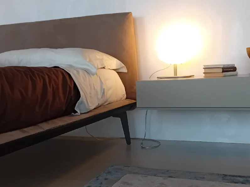 Approfitta dello sconto 30% sul letto Xilo testata imbottita di Alf da fre
