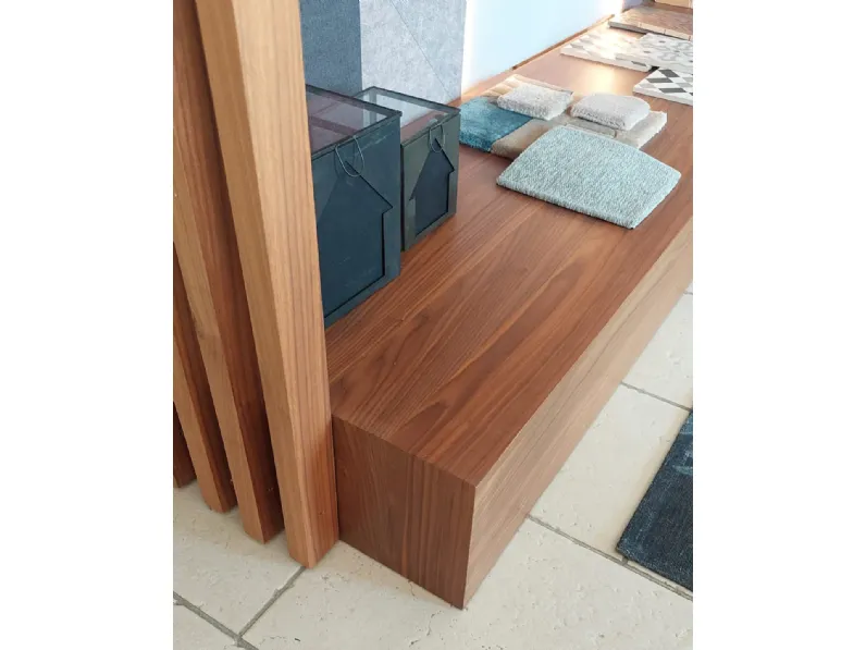 Libreria modello Shapes library di Artigianale a prezzo scontato