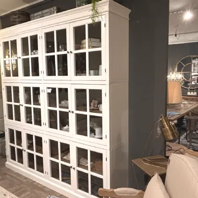 Libreria Dialma brown in legno in Offerta Outlet: scopri Cristalliera 