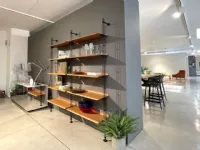 Libreria Kartell in legno scontata -30%: scopri Adam wood