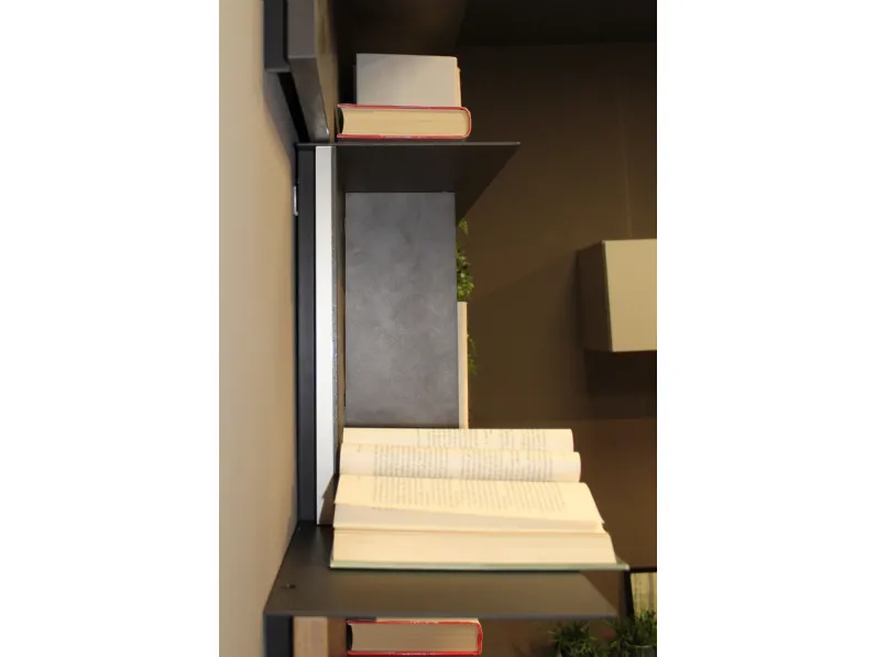 Libreria Tomasella in metallo scontata -26%: scopri Krea