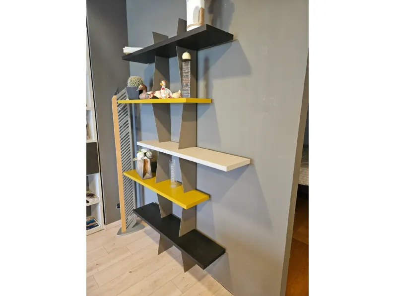 Libreria tomasella modello versus Tomasella in stile moderna a prezzi outlet