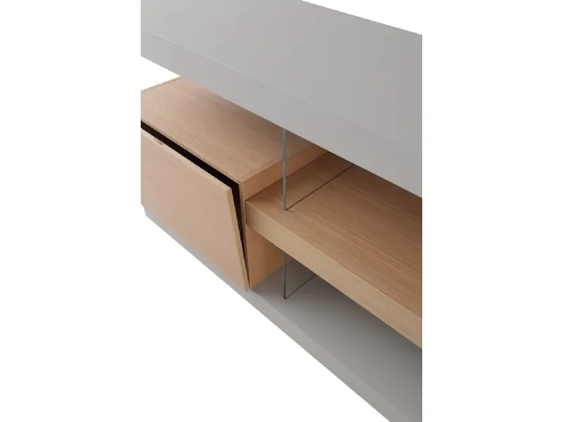 Libreria modello F2/ zi line con pensili di Forme’s a prezzo riservato 
