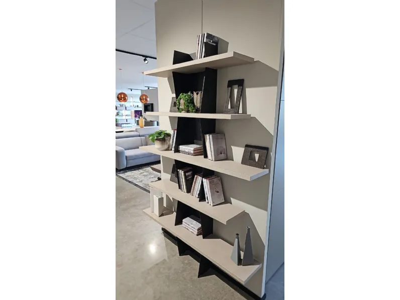 Libreria Tomasella in laminato materico scontata -31%: scopri Libreria a parete versus