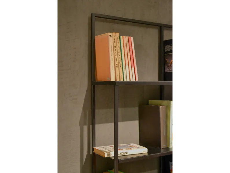 Libreria Optic stile moderna di Bonaldo scontata del 42%