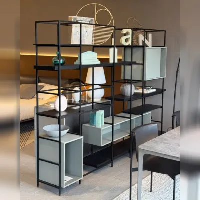 Libreria modello Plain di Lema a prezzo Outlet