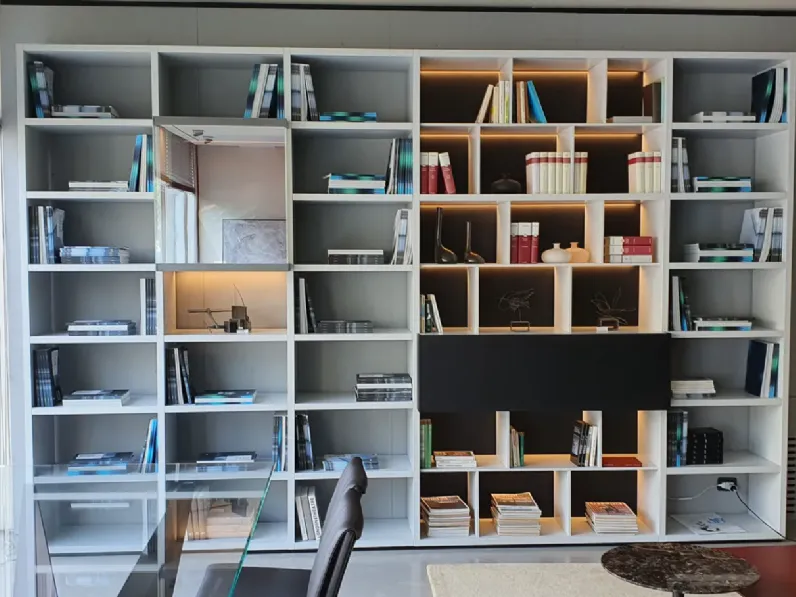 Libreria Poliform in laccato opaco a prezzo scontato: scopri Wall system