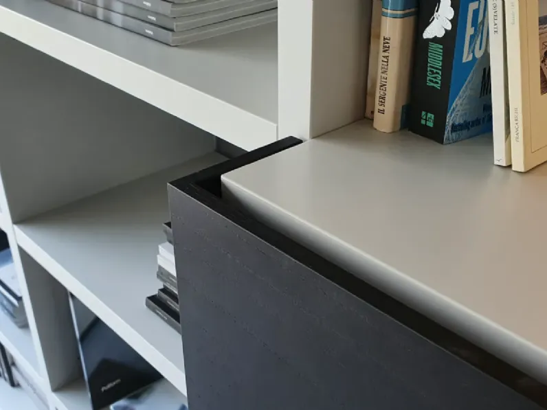Libreria Poliform in laccato opaco a prezzo scontato: scopri Wall system
