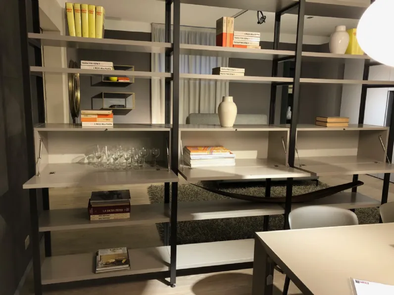 Libreria Pontile stile design di Novamobili scontata del 50%