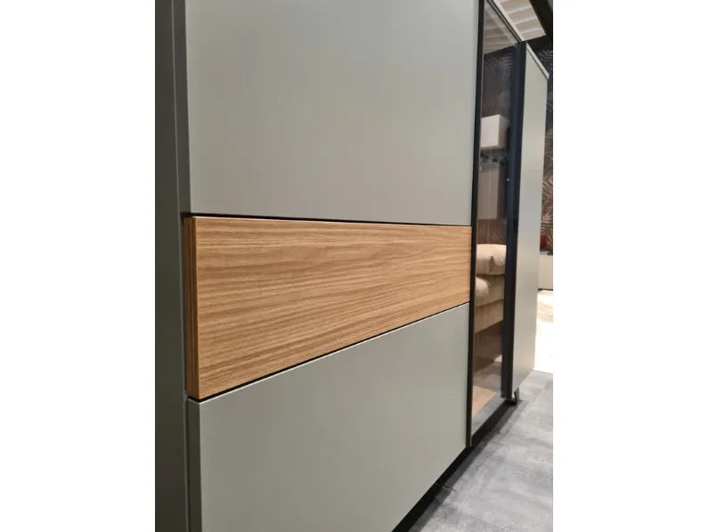 Madia di Tomasella in legno Av 118 madia metropolis a prezzo Outlet