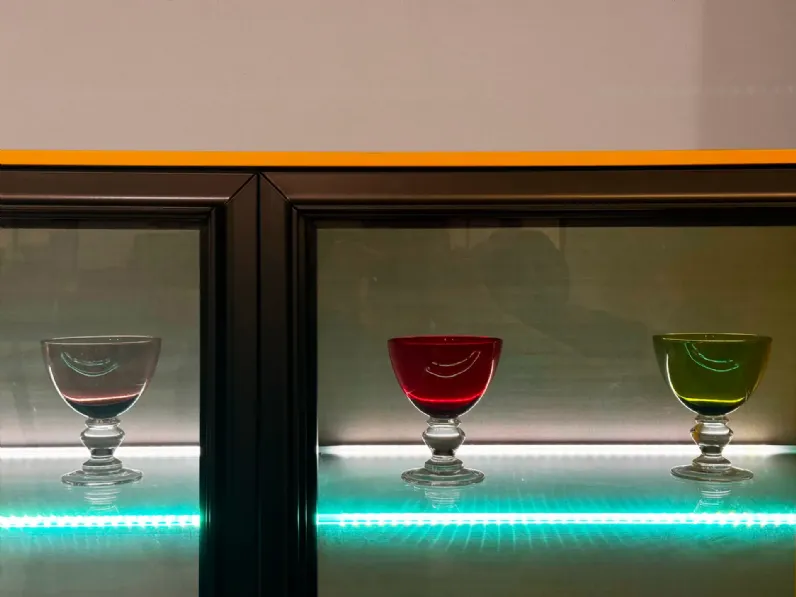 Madia di Duebitalia in laccato opaco Club36 in Offerta Outlet