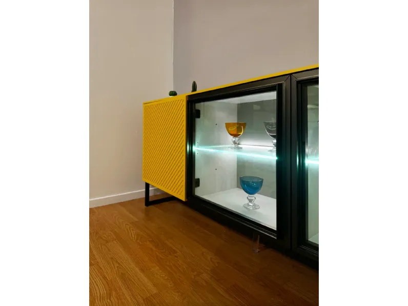 Madia di Duebitalia in laccato opaco Club36 in Offerta Outlet