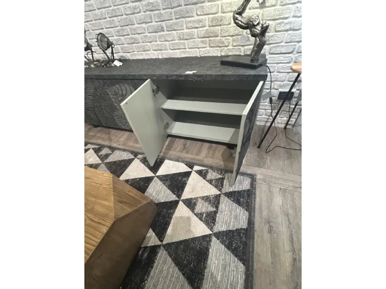 Madia Credenza con decorazione bassorilievo  in stile design di Dialma brown in Offerta Outlet