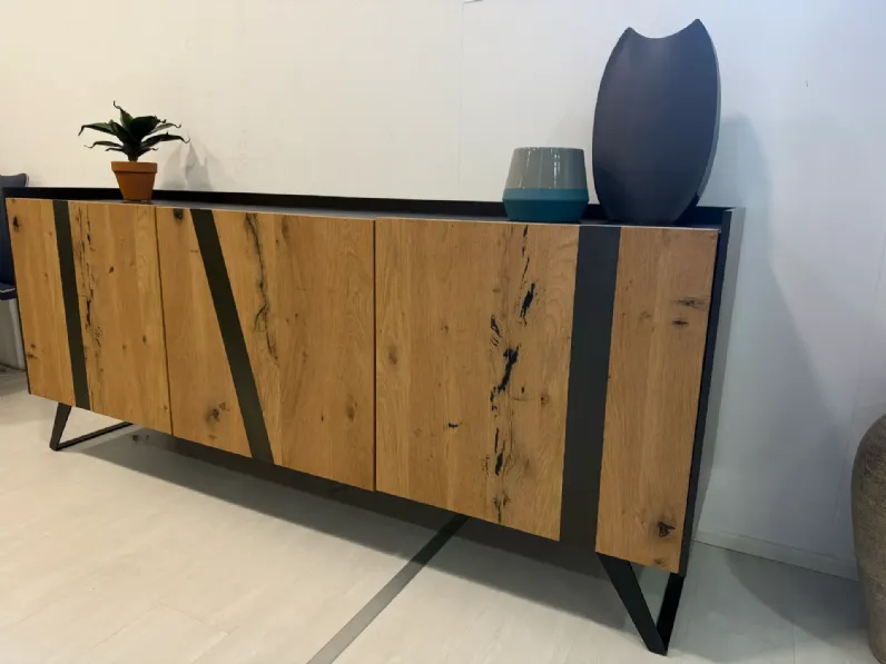 Madia in stile design Elly di Alta corte a prezzo Outlet