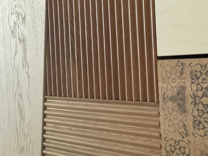Madia in stile design Valencia di Devina nais in Offerta Outlet 