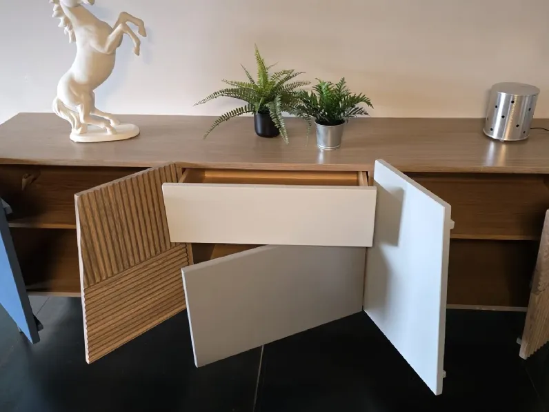 Madia in stile moderno Zero.16 di Devina nais in offerta  approfittane ora!