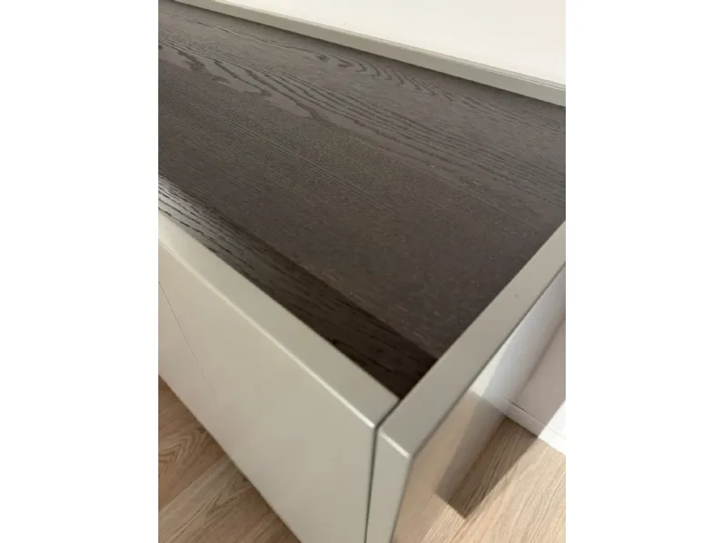 Madia Stripe di Novamobili in stile design scontata -50%