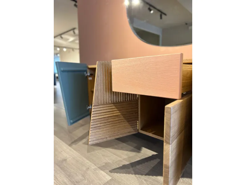 Madia in stile design Zero.16 di Devina nais scontata 