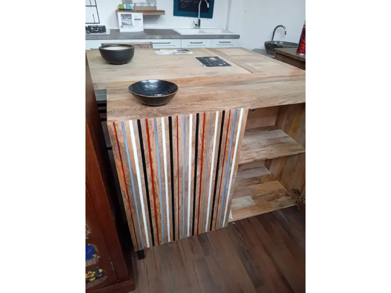 Madia modello Credenza line nordic 3 ante  di Nuovi mondi collection a prezzo scontato