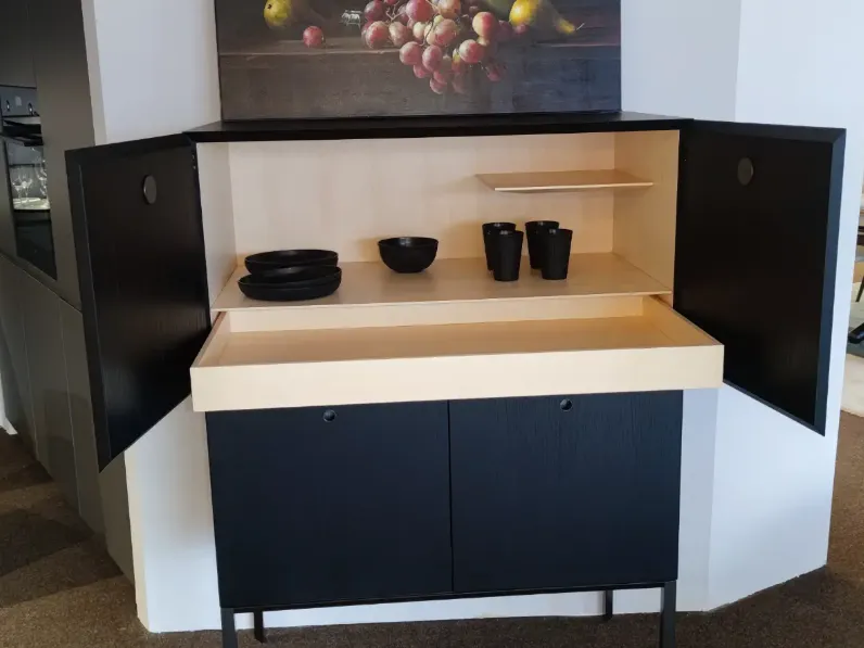 Madia in stile moderno Offshore di Porro in Offerta Outlet 