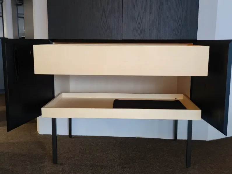 Madia in stile moderno Offshore di Porro in Offerta Outlet 