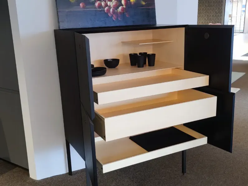 Madia in stile moderno Offshore di Porro in Offerta Outlet 