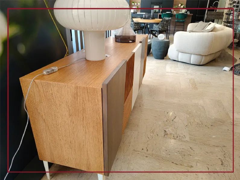 Madia in stile moderno Zero 16 di Devina nais in Offerta Outlet  approfittane ora!