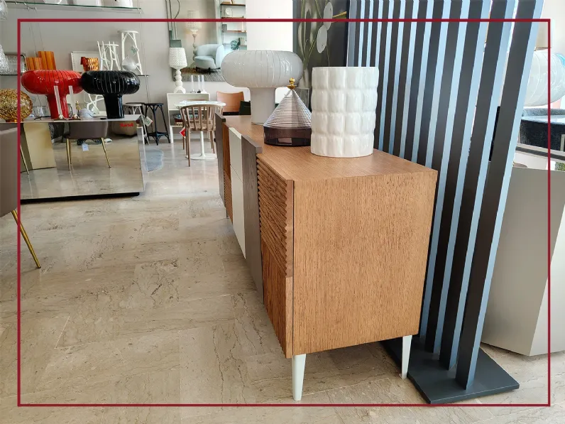 Madia in stile moderno Zero 16 di Devina nais in Offerta Outlet  approfittane ora!