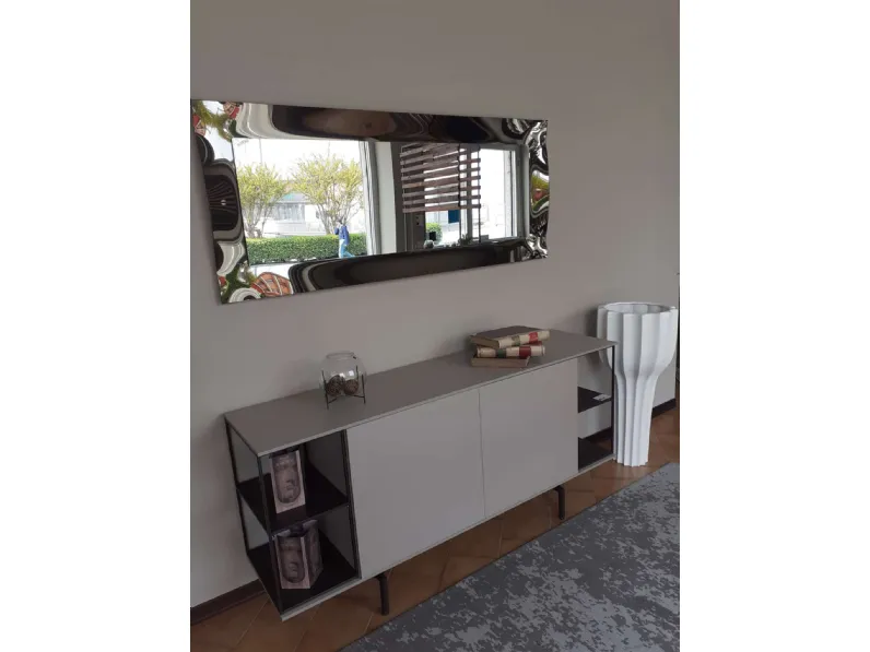 Madia in stile design Lexia di Doimo salotti in Offerta Outlet