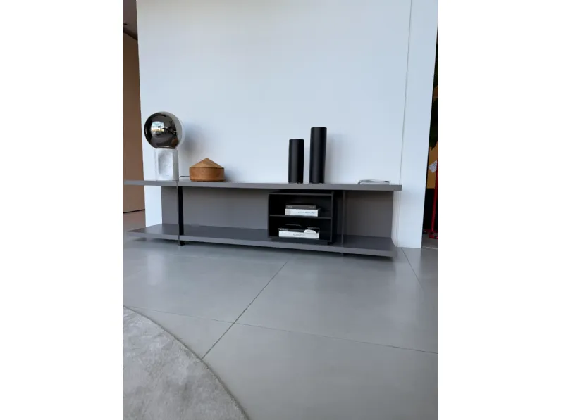Madia di Poliform in laccato opaco Madia bristol a prezzo Outlet