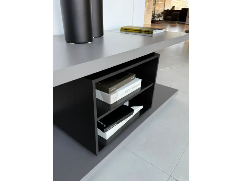 Madia di Poliform in laccato opaco Madia bristol a prezzo Outlet