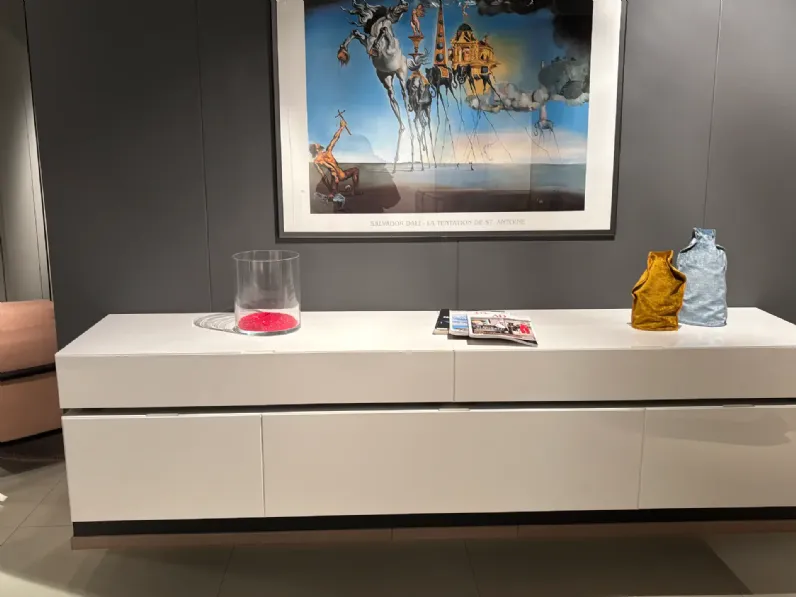Madia gola in stile moderno di Rossetto arredamenti in Offerta Outlet
