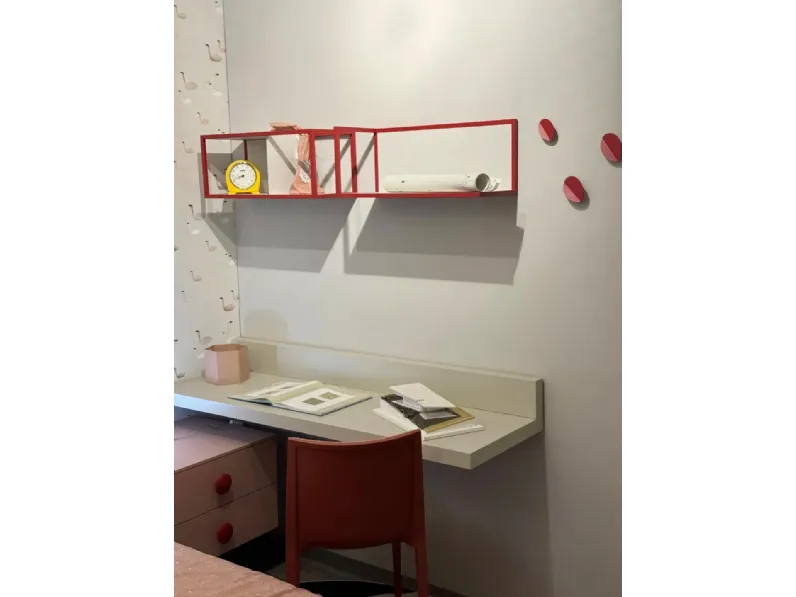 Mensola modello Boxy di Battistella a prezzo scontato