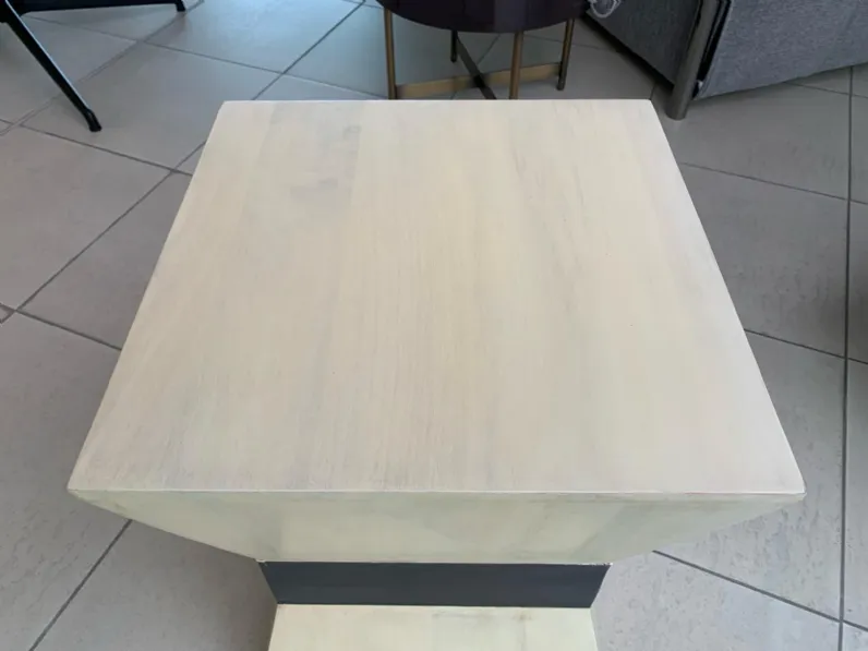 Sgabello modello Sgabello artigianale La forma SCONTATO a PREZZI OUTLET