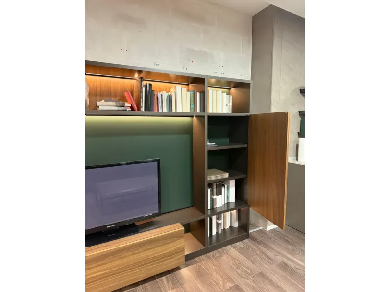 Parete attrezzata 505 up system Molteni & c in stile moderna a prezzo ribassato